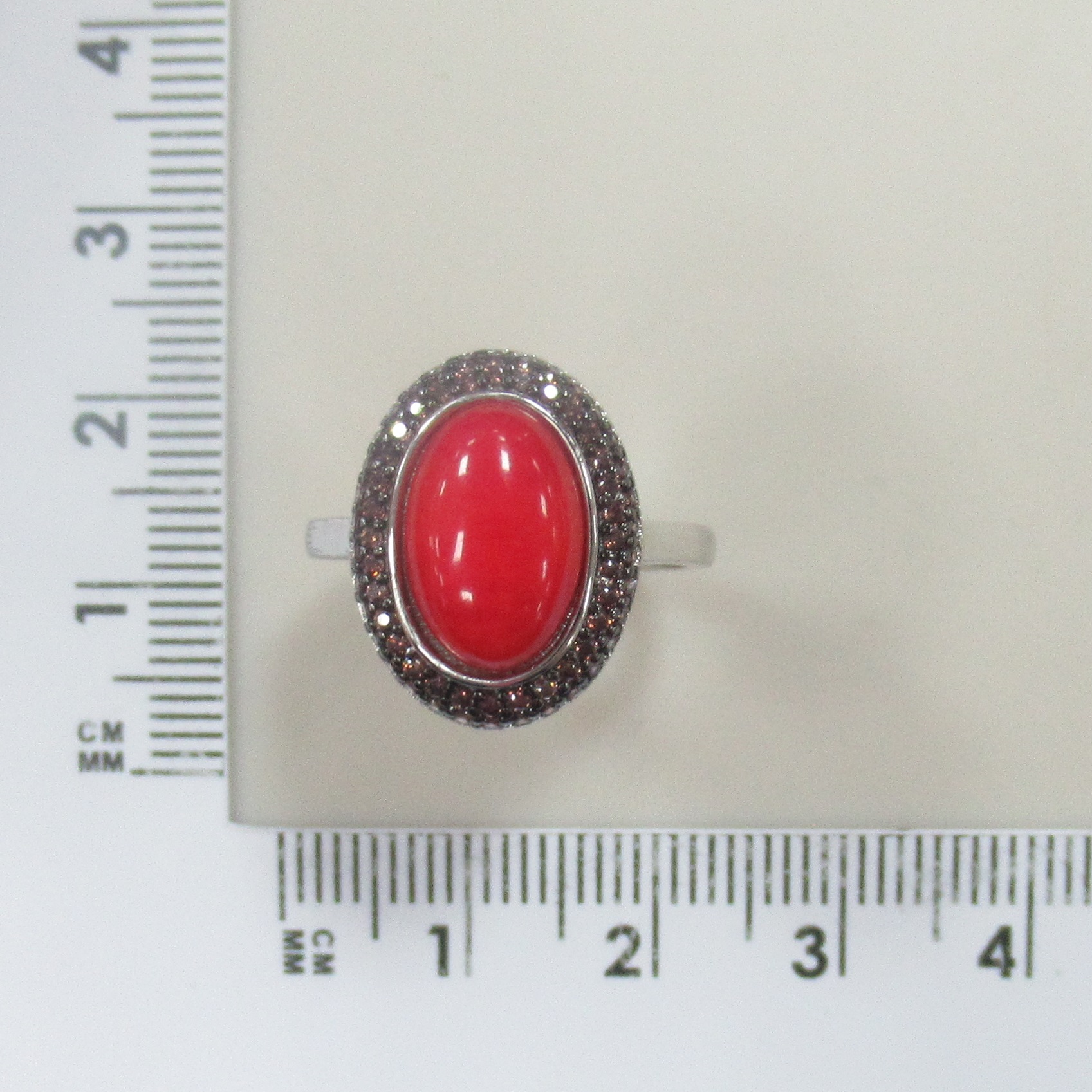 Серебряное кольцо с кораллом
